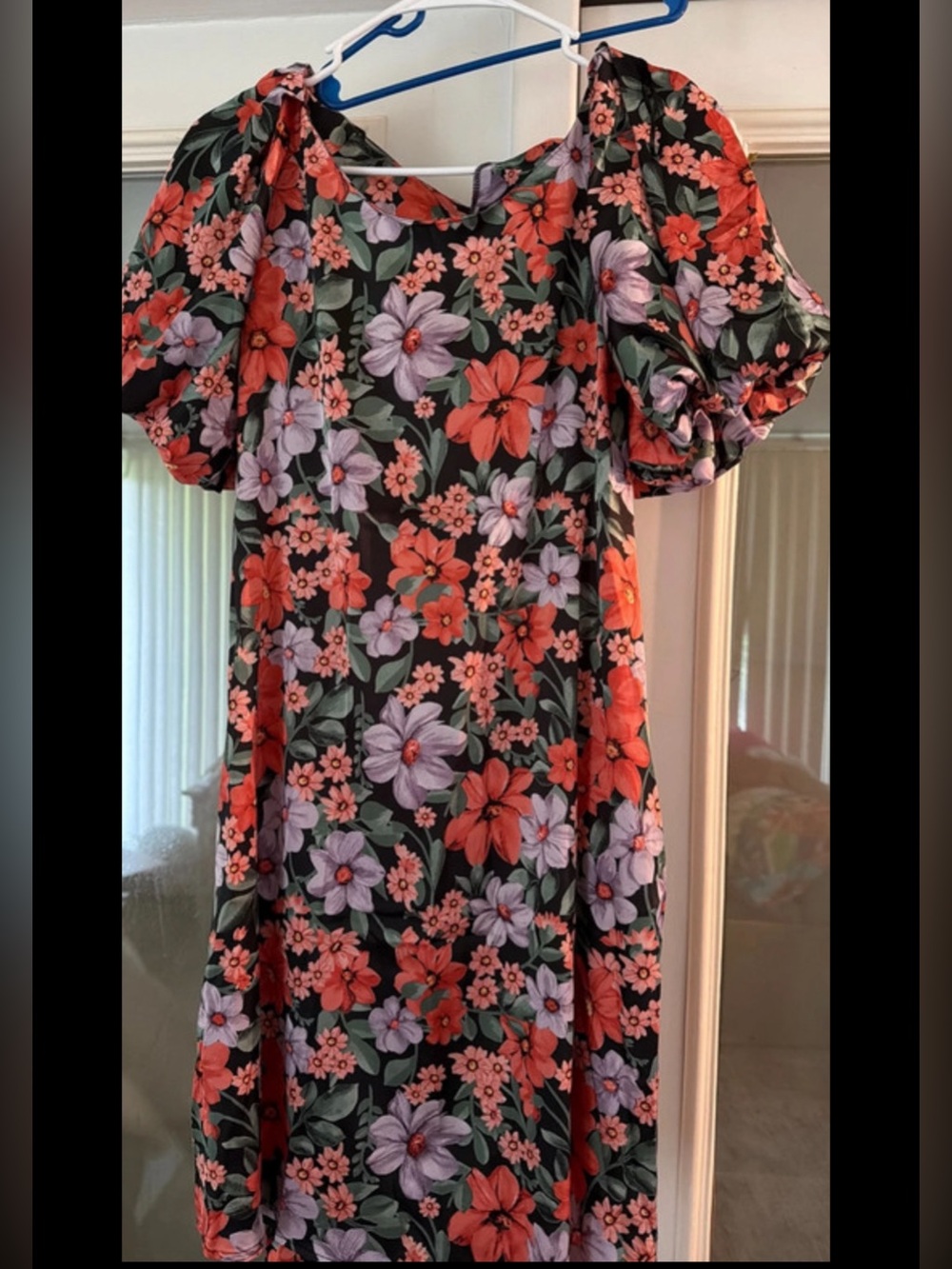 NWT Umgee Floral Puff-Sleeve Midi Dress in Black, Coral & Lavender L